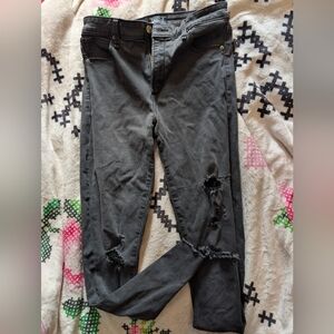 ✨ Abercrombie sz6R Skinny Jeans